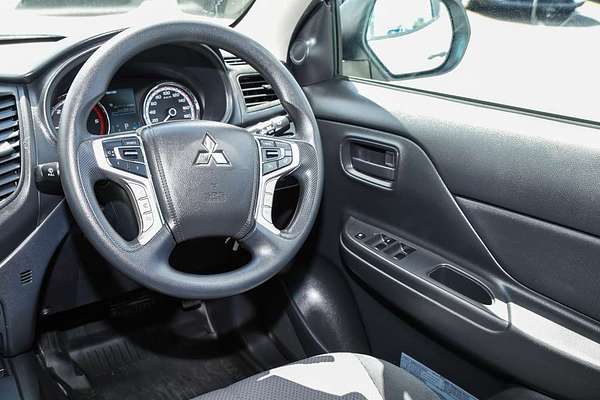 2019 Mitsubishi Triton GLX ADAS MR 4X4