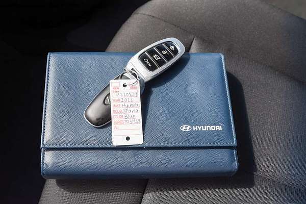 2022 Hyundai STARIA LOAD Premium US4.V2