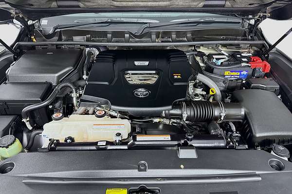 2021 Toyota Landcruiser VX FJA300R