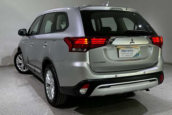 2021 Mitsubishi Outlander ES ZL