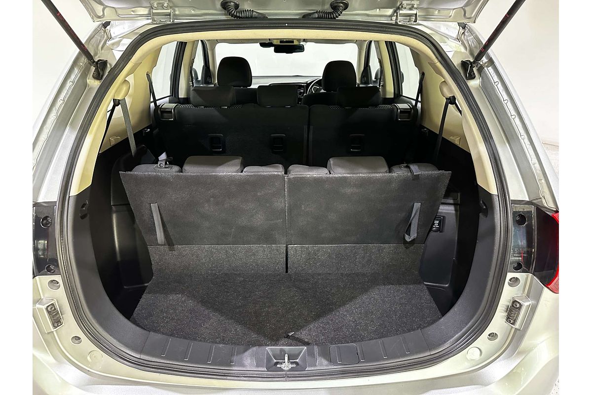 2021 Mitsubishi Outlander ES ZL