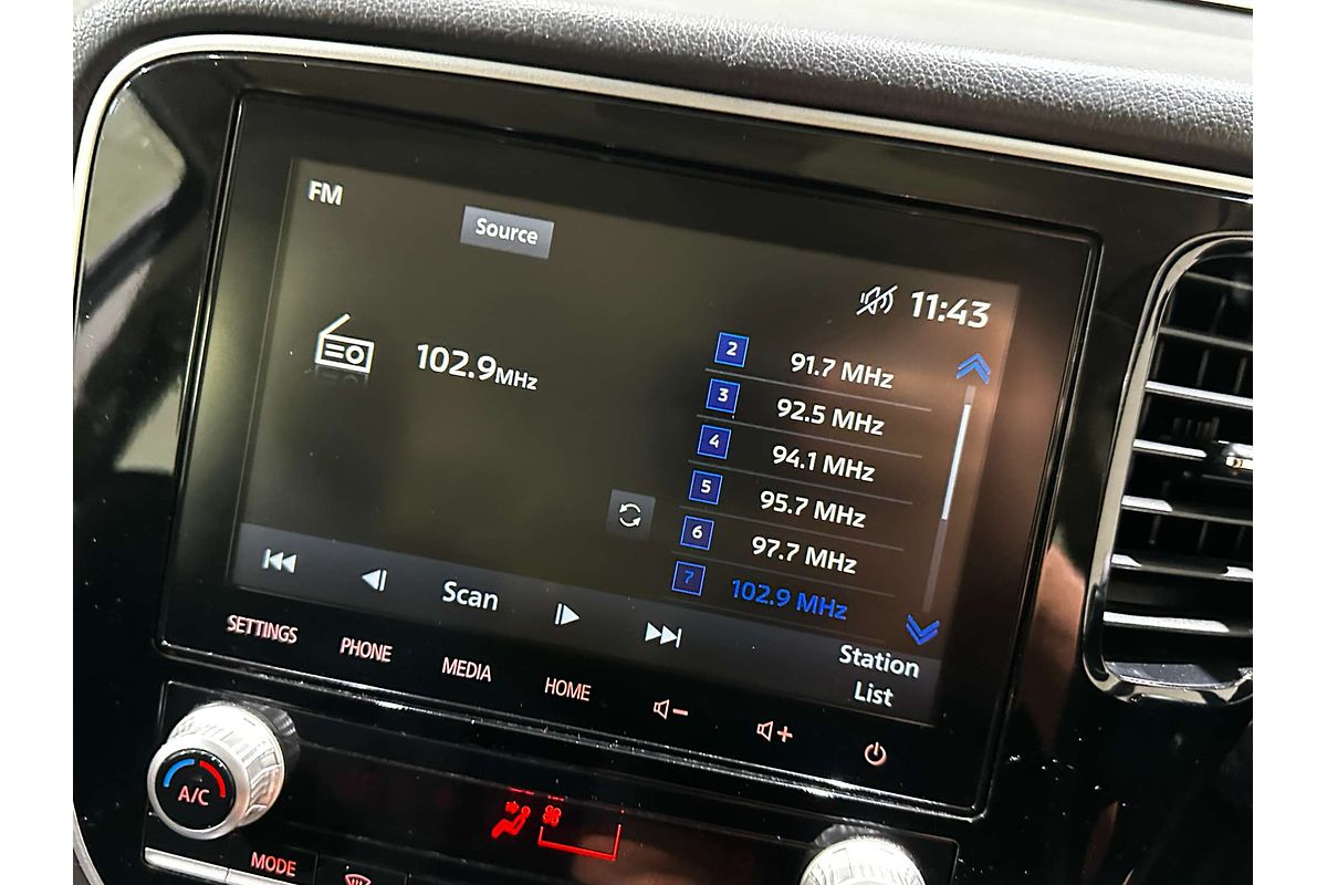 2021 Mitsubishi Outlander ES ZL