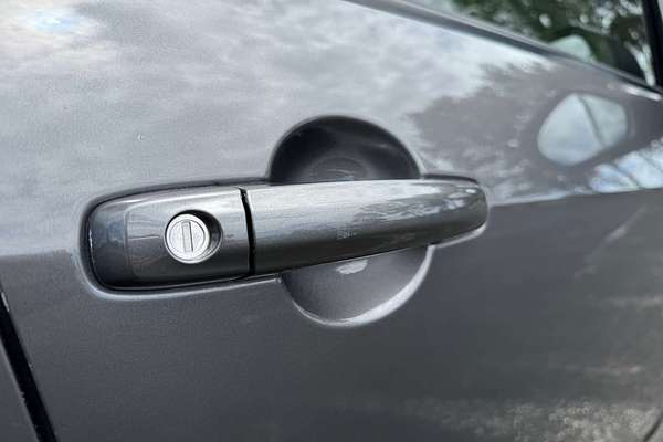 2016 Suzuki Swift GL FZ