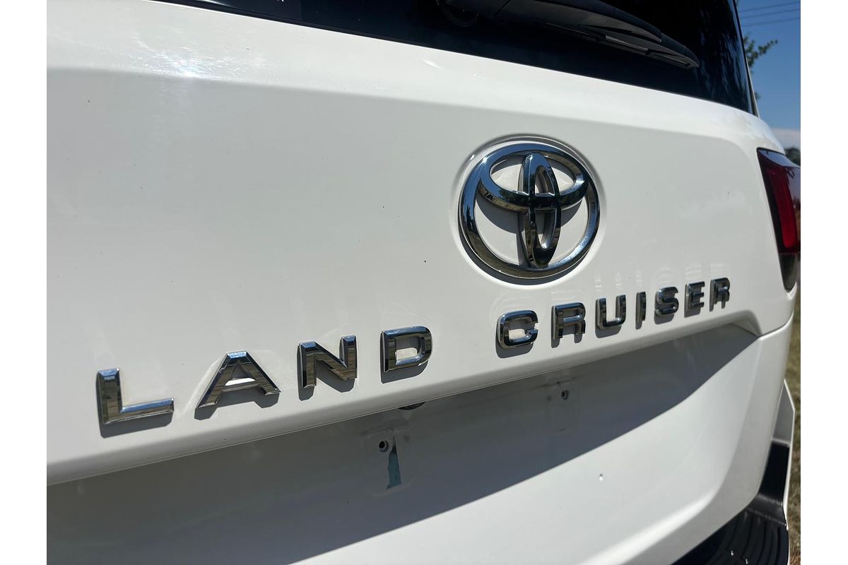 2024 Toyota Landcruiser GXL FJA300R