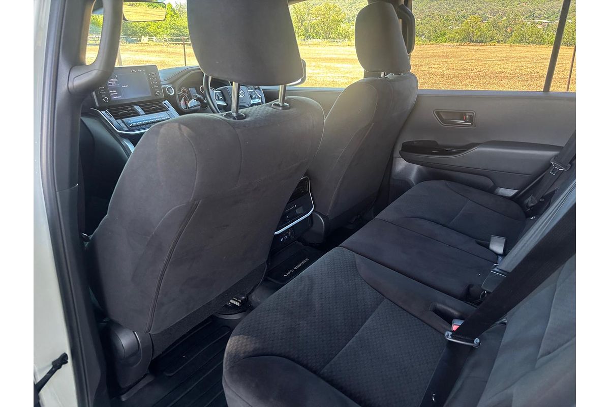 2024 Toyota Landcruiser GXL FJA300R