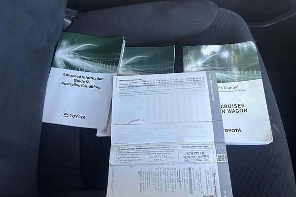 2024 Toyota Landcruiser GXL FJA300R