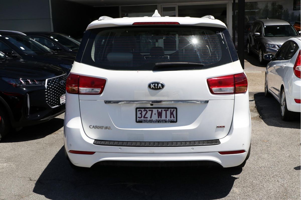 2015 Kia Carnival S YP