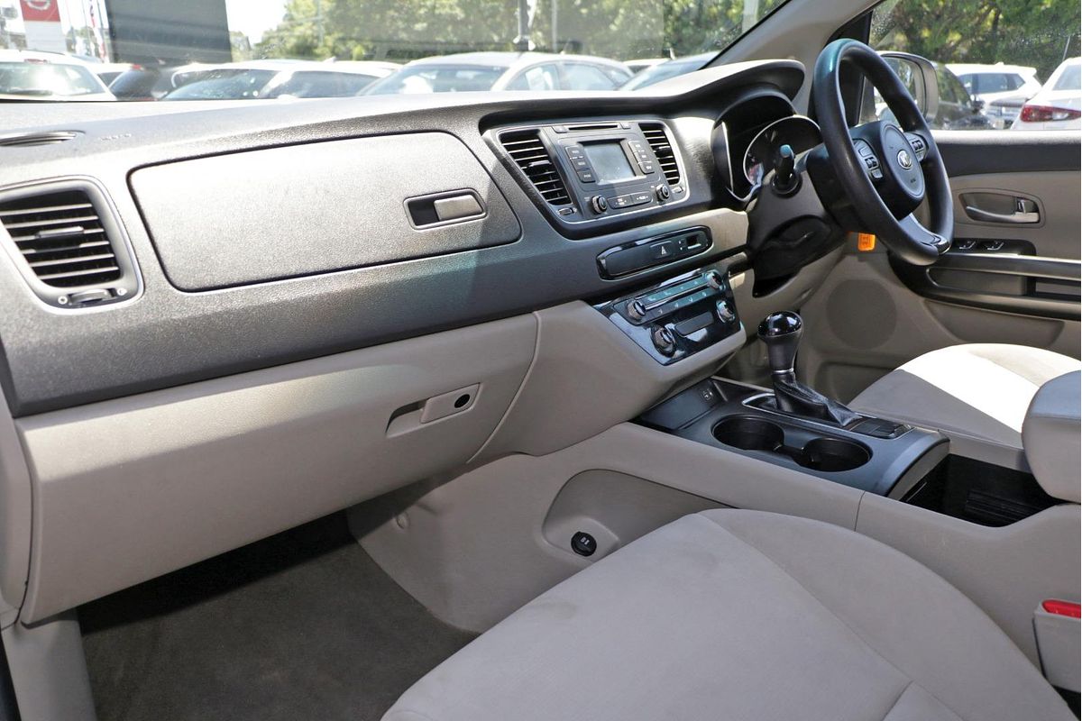 2015 Kia Carnival S YP