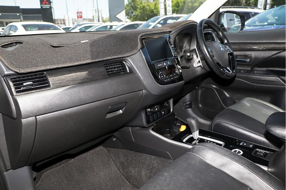 2016 Mitsubishi Outlander Exceed ZK