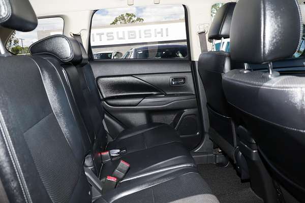 2016 Mitsubishi Outlander Exceed ZK