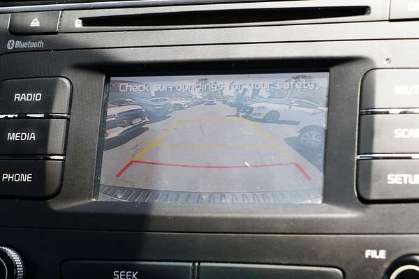 2015 Kia Carnival S YP