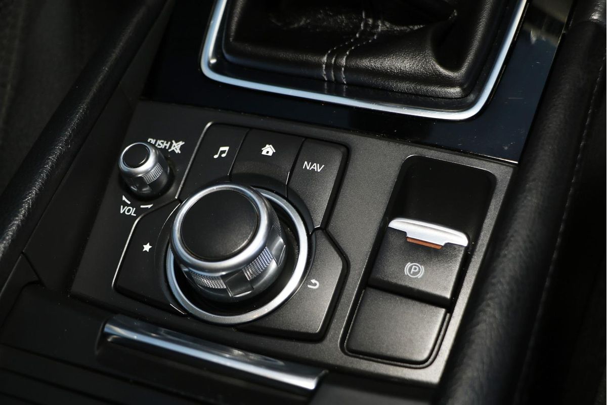 2018 Mazda 3 SP25 BN Series