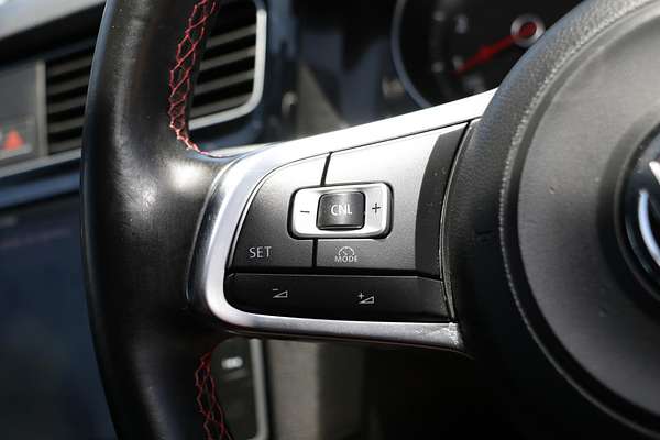 2014 Volkswagen Golf GTI 7