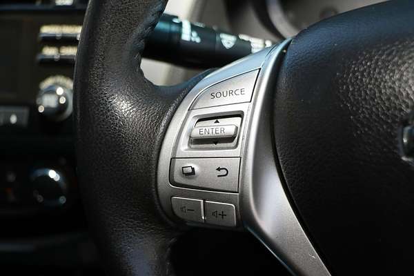 2016 Nissan Navara ST D23 4X4