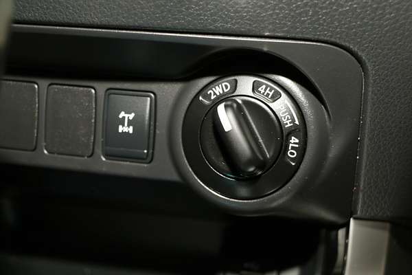 2016 Nissan Navara ST D23 4X4