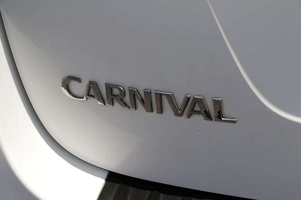 2015 Kia Carnival S YP