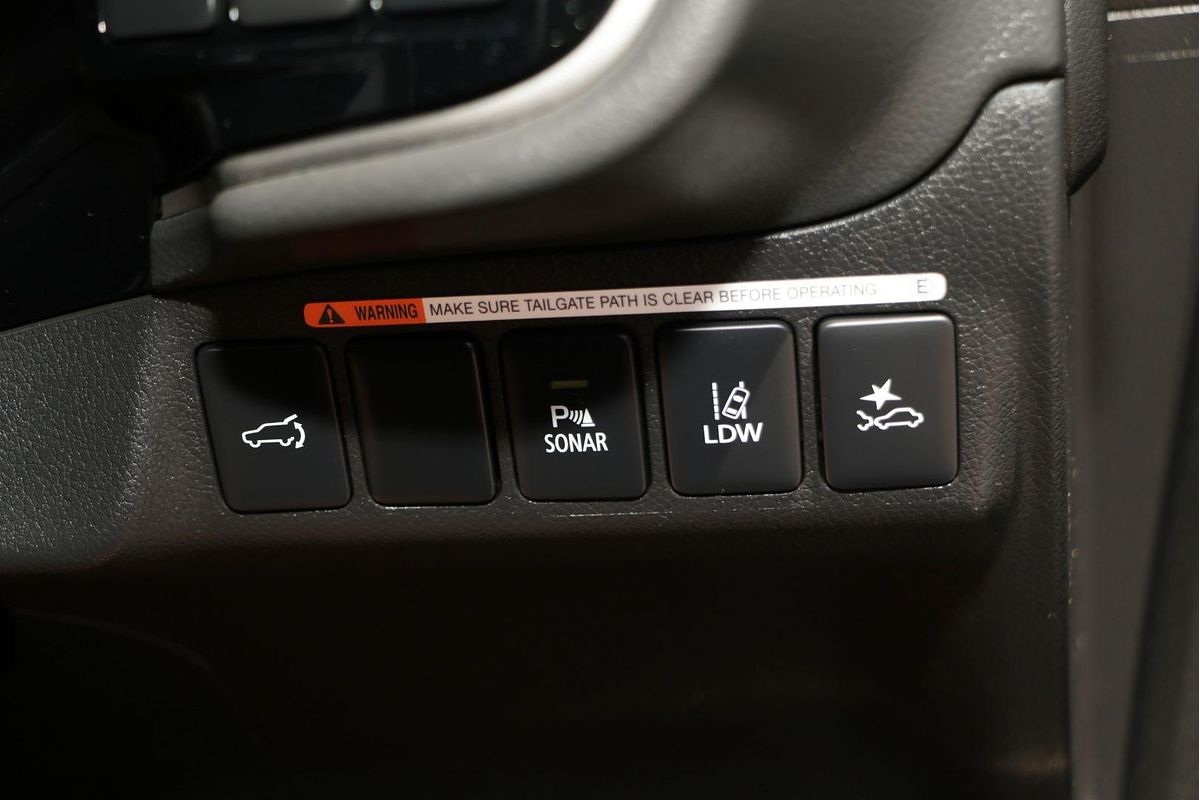 2016 Mitsubishi Outlander Exceed ZK