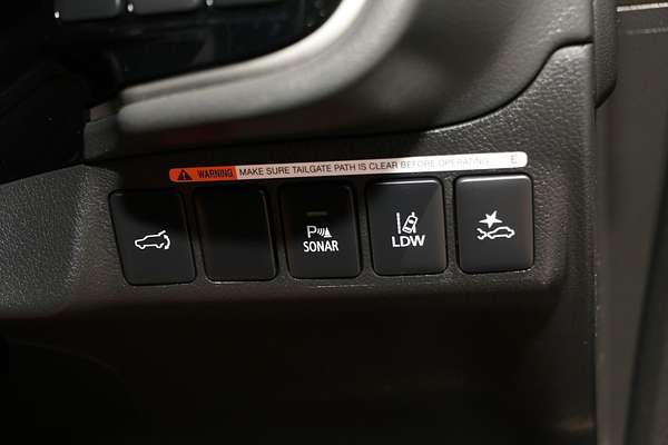 2016 Mitsubishi Outlander Exceed ZK