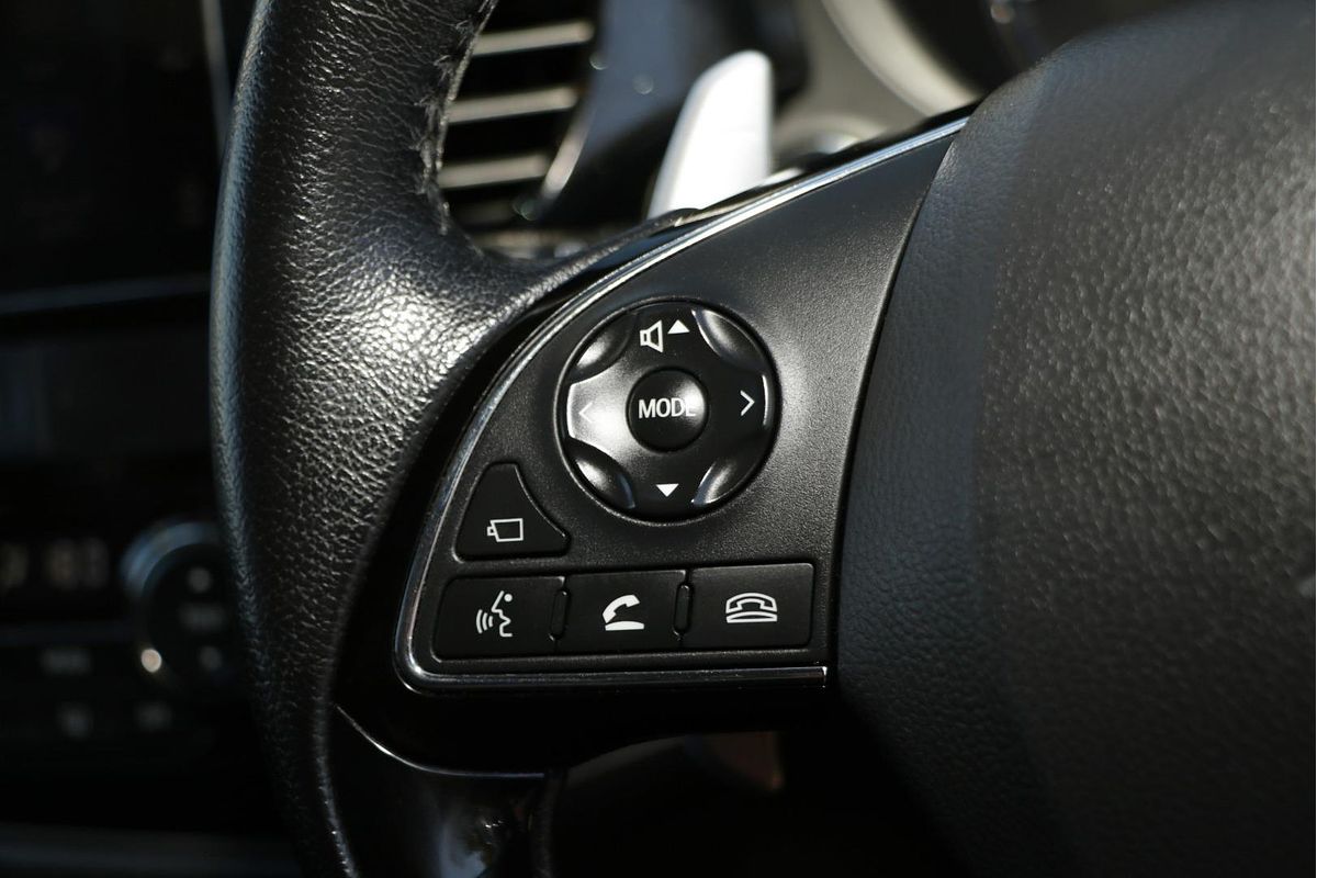 2016 Mitsubishi Outlander Exceed ZK