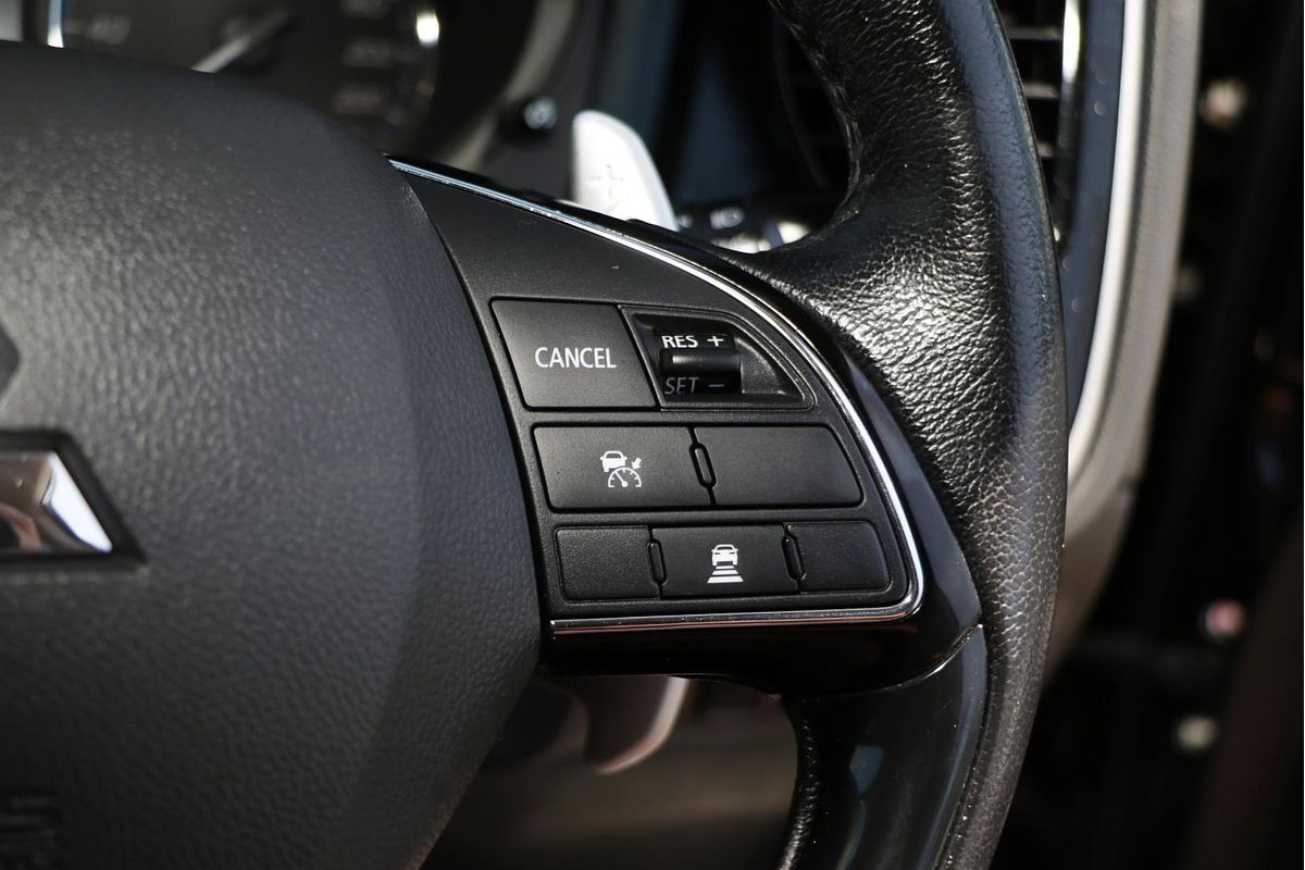 2016 Mitsubishi Outlander Exceed ZK