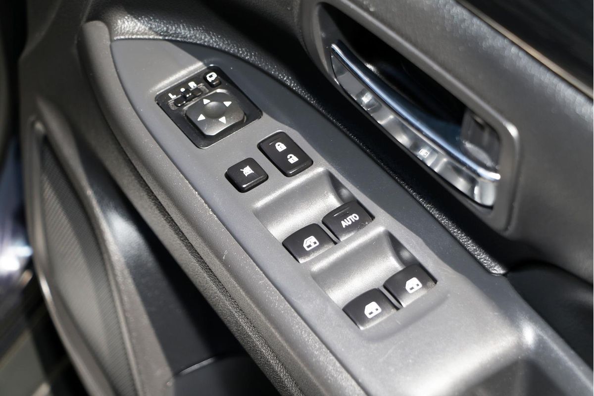 2016 Mitsubishi Outlander Exceed ZK