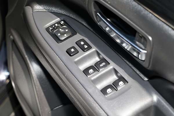 2016 Mitsubishi Outlander Exceed ZK