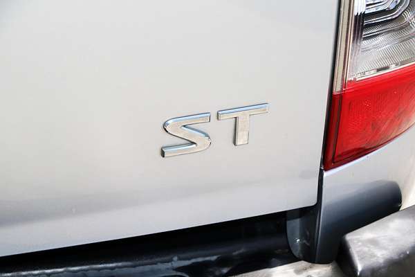 2016 Nissan Navara ST D23 4X4