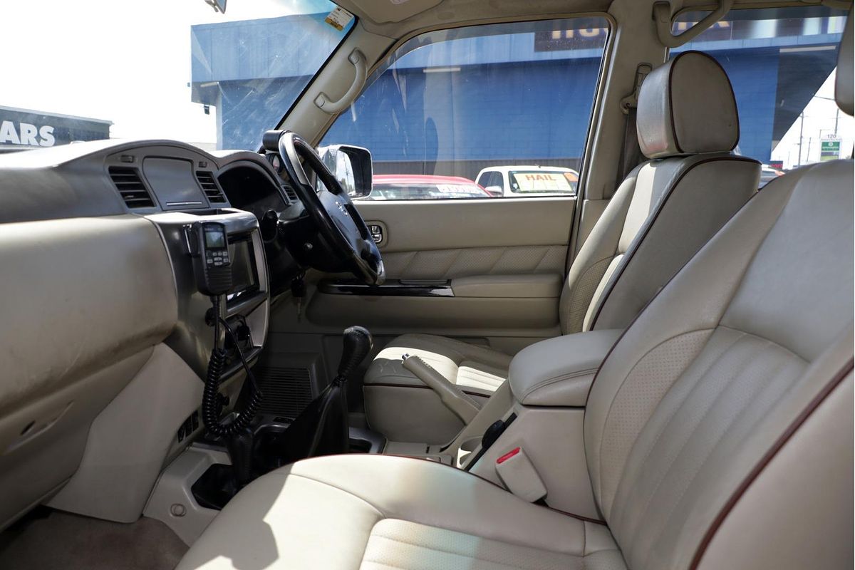 2009 Nissan Patrol ST-L GU 6