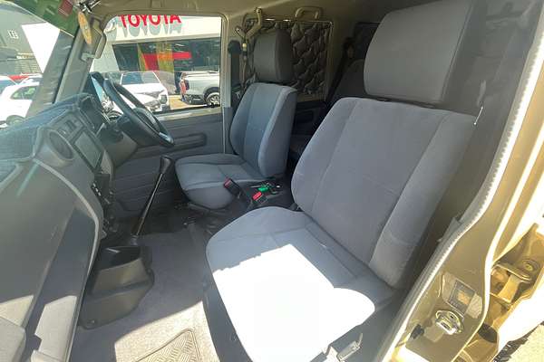 2024 Toyota Landcruiser GXL VDJL76R