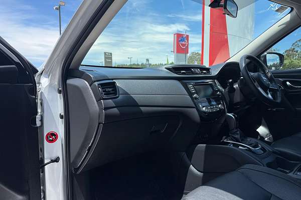 2021 Nissan X-TRAIL ST-L T32