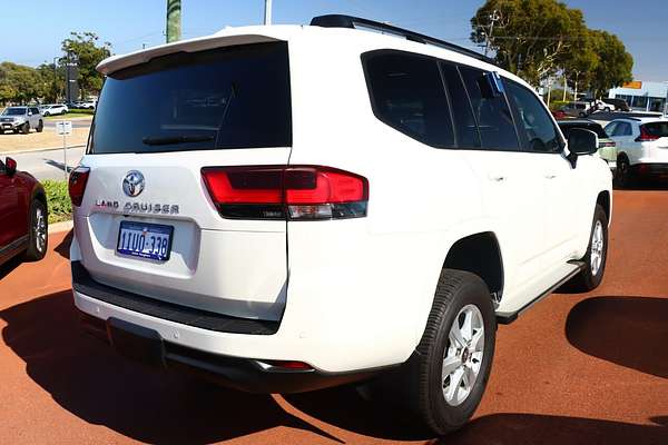 2024 Toyota Landcruiser GXL FJA300R