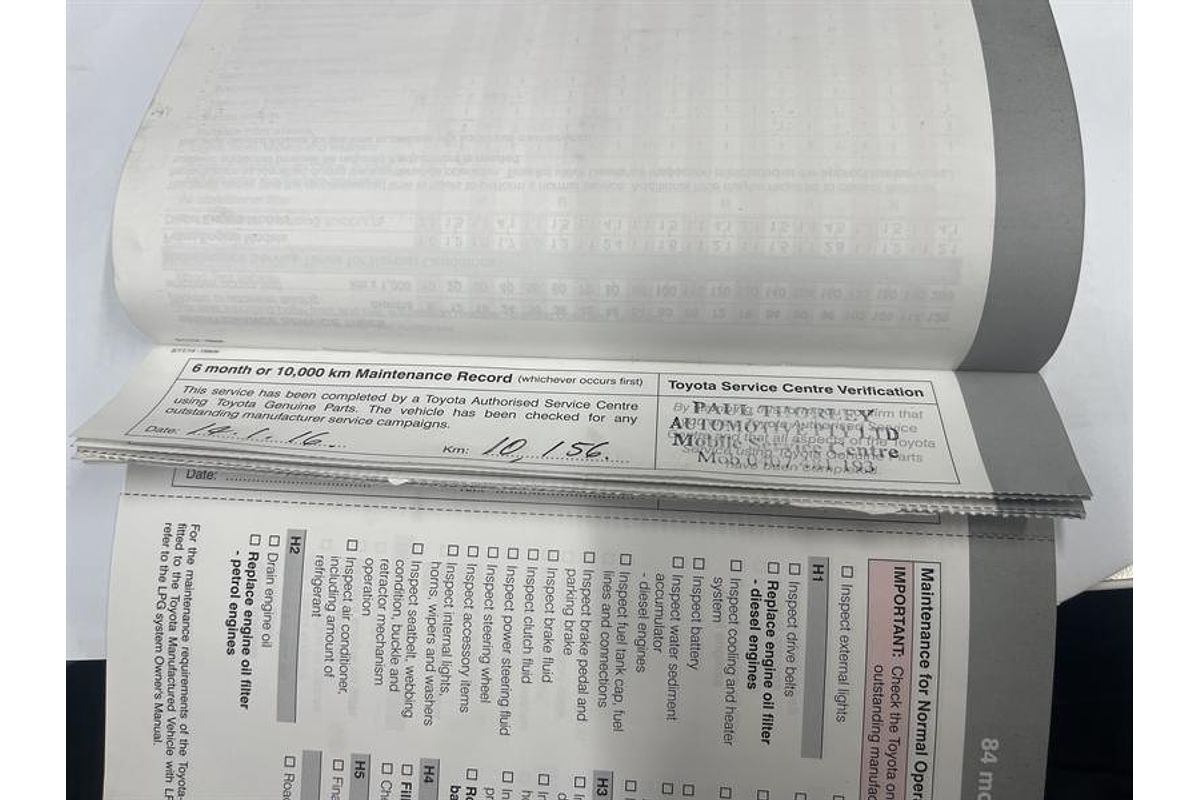 2015 Toyota Hiace Commuter KDH223R ELWB High Roof