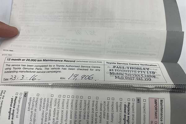 2015 Toyota Hiace Commuter KDH223R ELWB High Roof