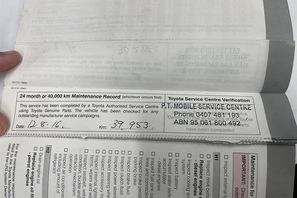 2015 Toyota Hiace Commuter KDH223R ELWB High Roof