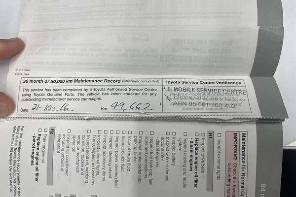 2015 Toyota Hiace Commuter KDH223R ELWB High Roof