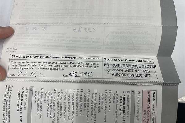 2015 Toyota Hiace Commuter KDH223R ELWB High Roof