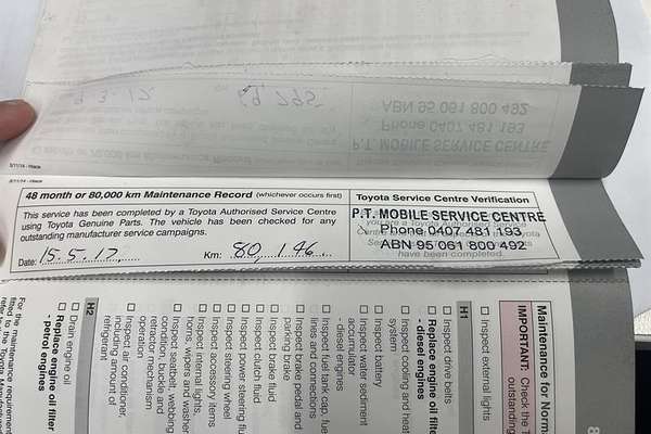 2015 Toyota Hiace Commuter KDH223R ELWB High Roof