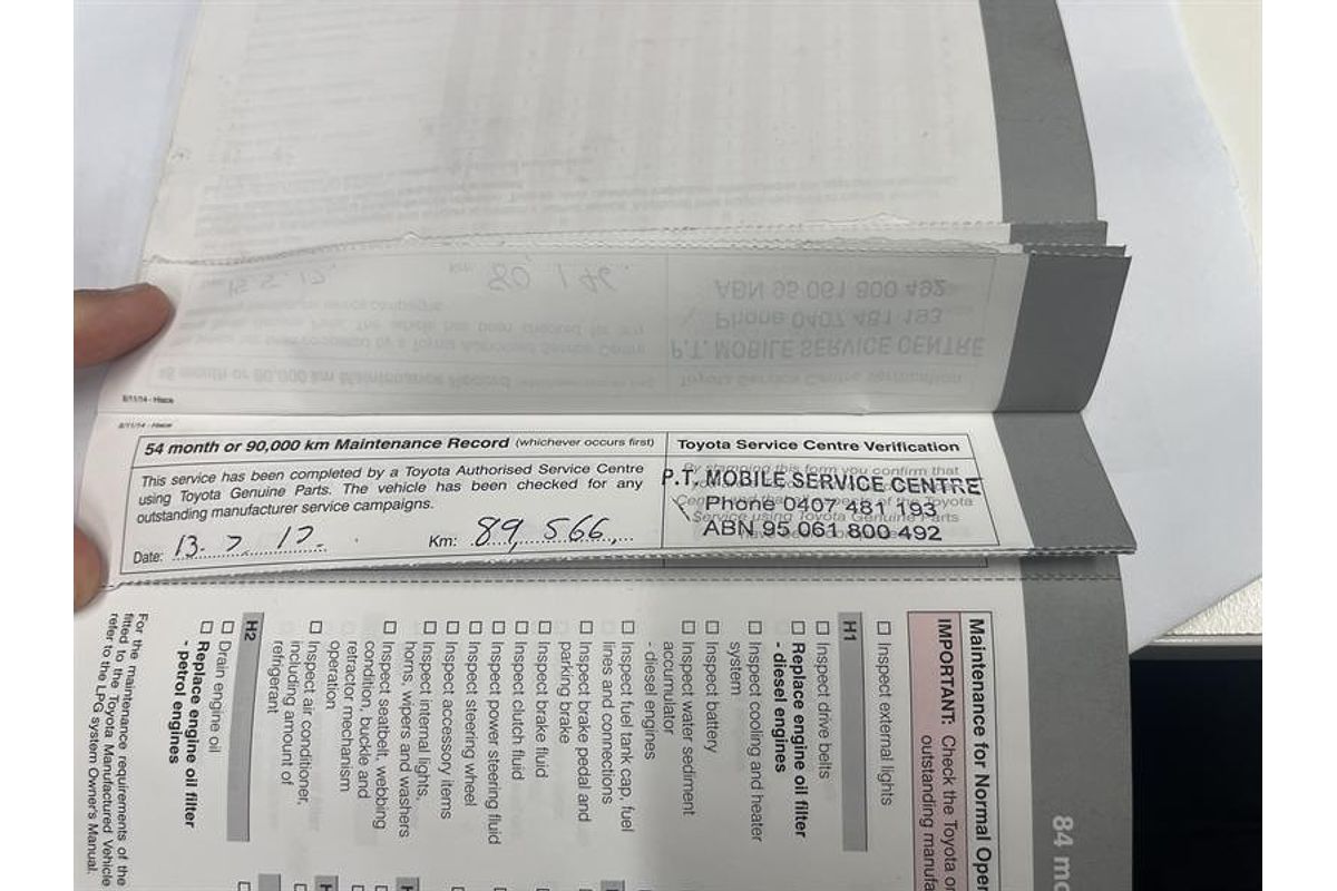 2015 Toyota Hiace Commuter KDH223R ELWB High Roof