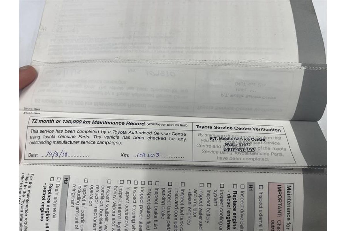 2015 Toyota Hiace Commuter KDH223R ELWB High Roof