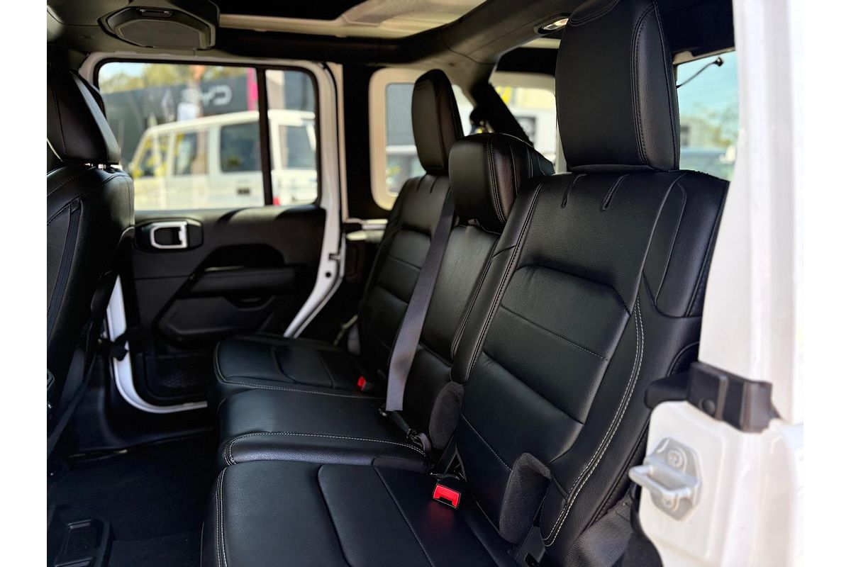 2022 Jeep Wrangler Unlimited Overland JL