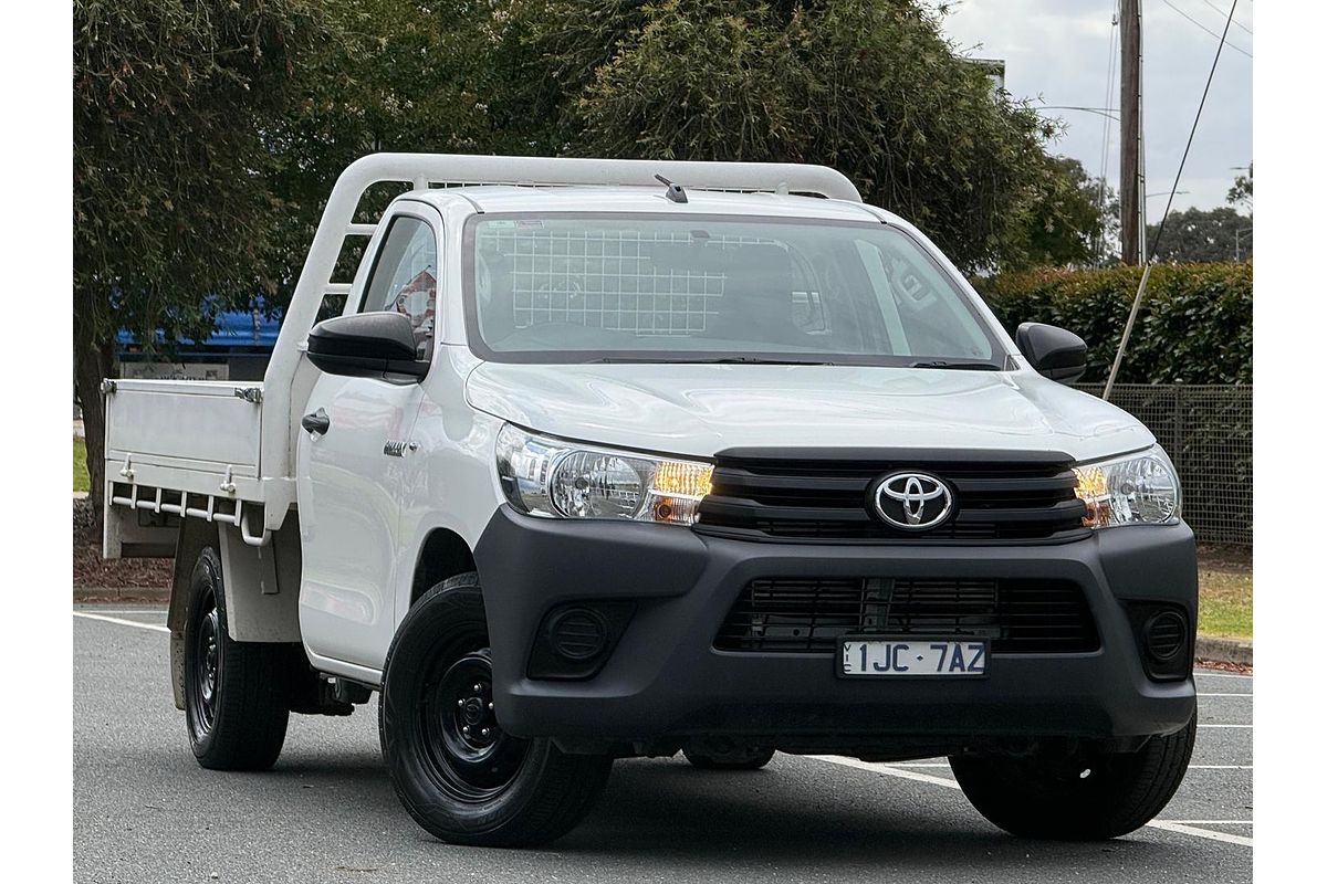 2017 Toyota Hilux WORKMATE GUN122R REAR WHEEL DRIVE