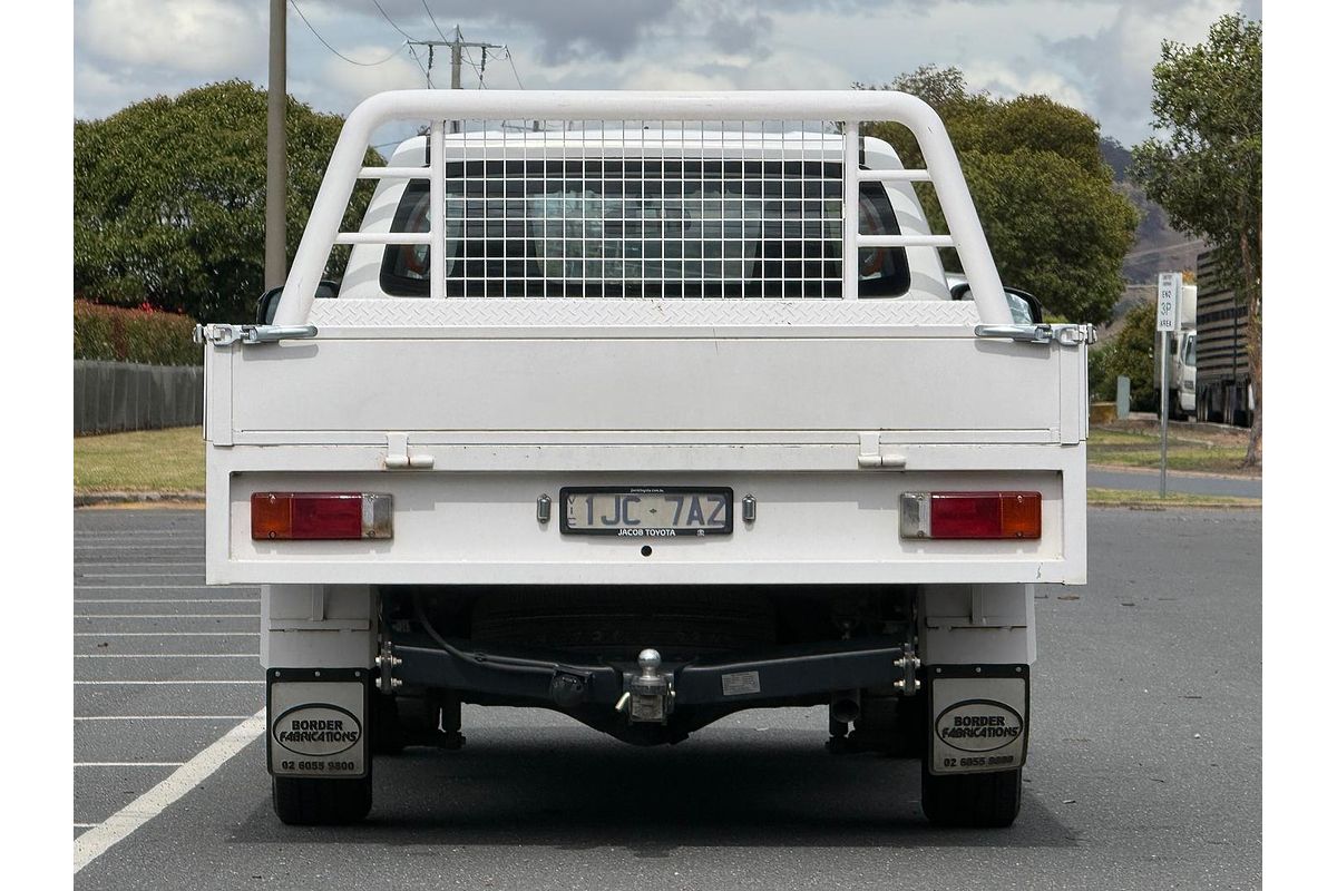 2017 Toyota Hilux WORKMATE GUN122R REAR WHEEL DRIVE