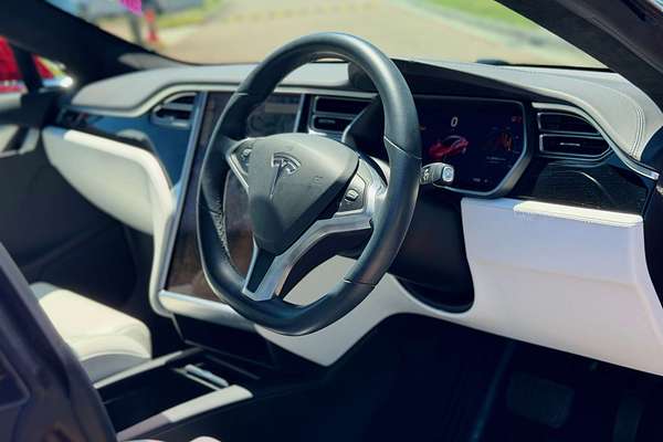 2017 Tesla Model S 75D