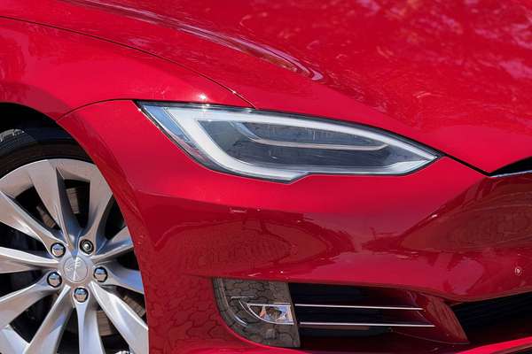 2017 Tesla Model S 75D