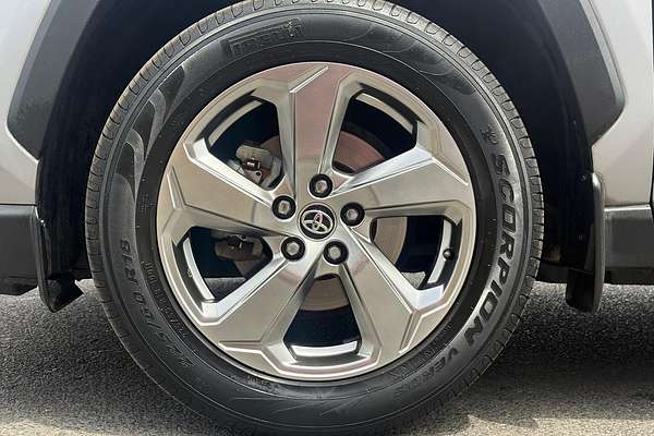 2020 Toyota RAV4 GXL AXAH52R