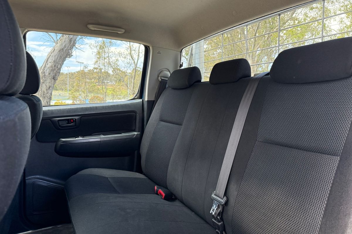 2014 Toyota Hilux SR KUN26R 4X4