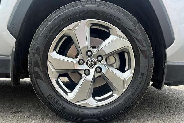 2020 Toyota RAV4 GXL AXAH52R