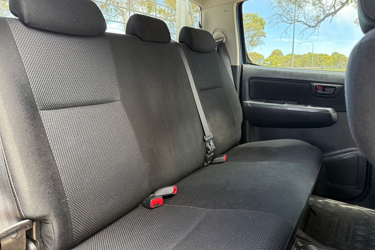 2014 Toyota Hilux SR KUN26R 4X4