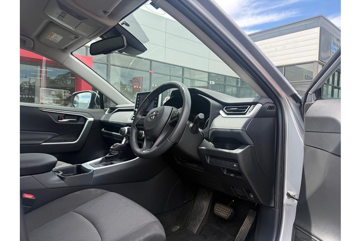 2020 Toyota RAV4 GXL AXAH52R