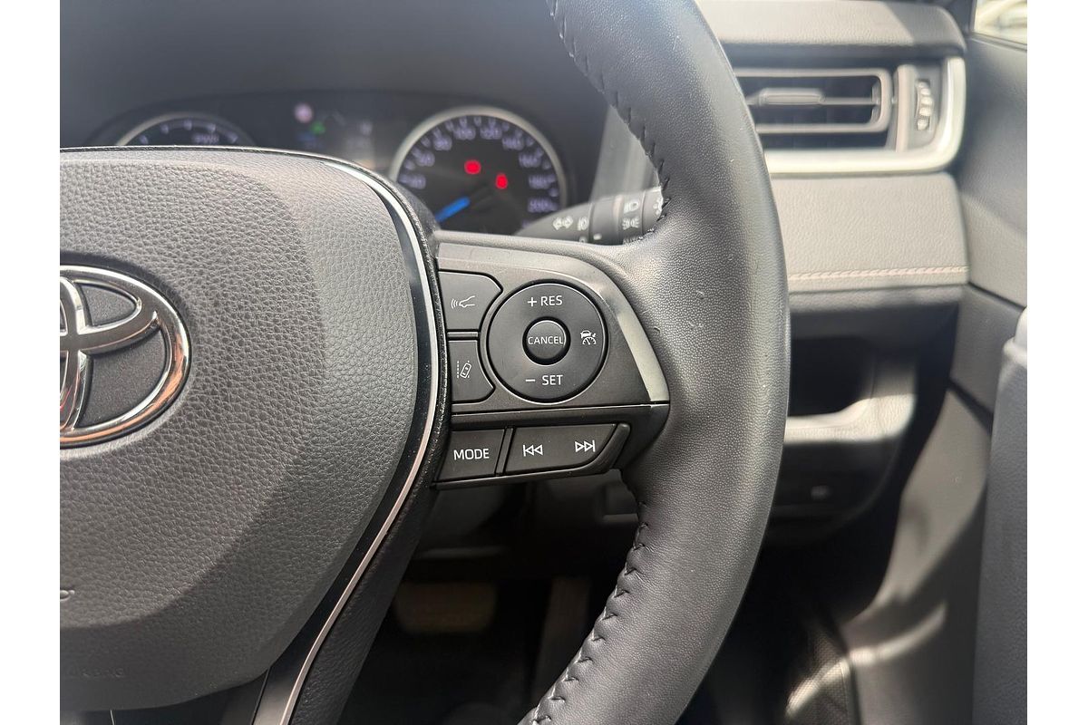 2020 Toyota RAV4 GXL AXAH52R